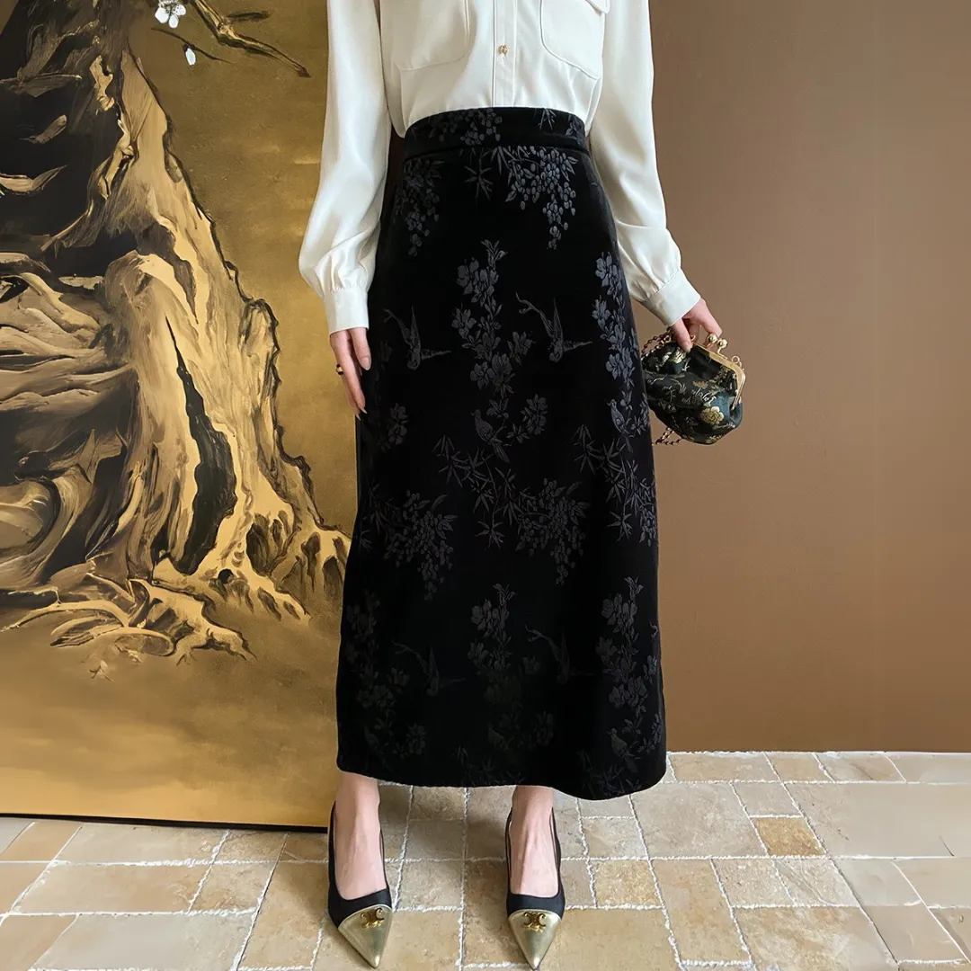 新中式提花丝绒直筒半身裙 Modern Chinese Jacquard Velvet Straight Midi Skirt