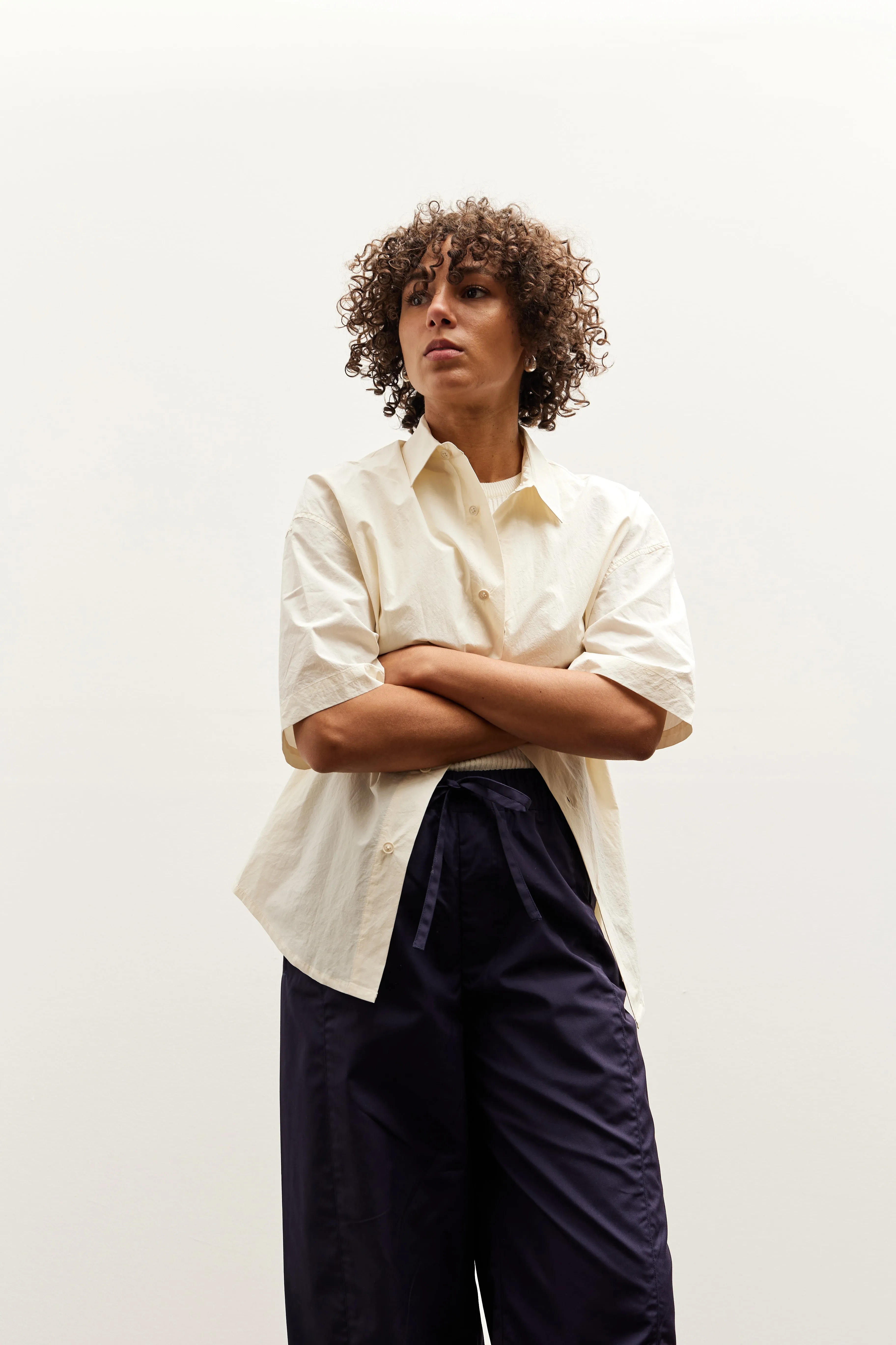 7115 Papery Oversized SS, Off-White