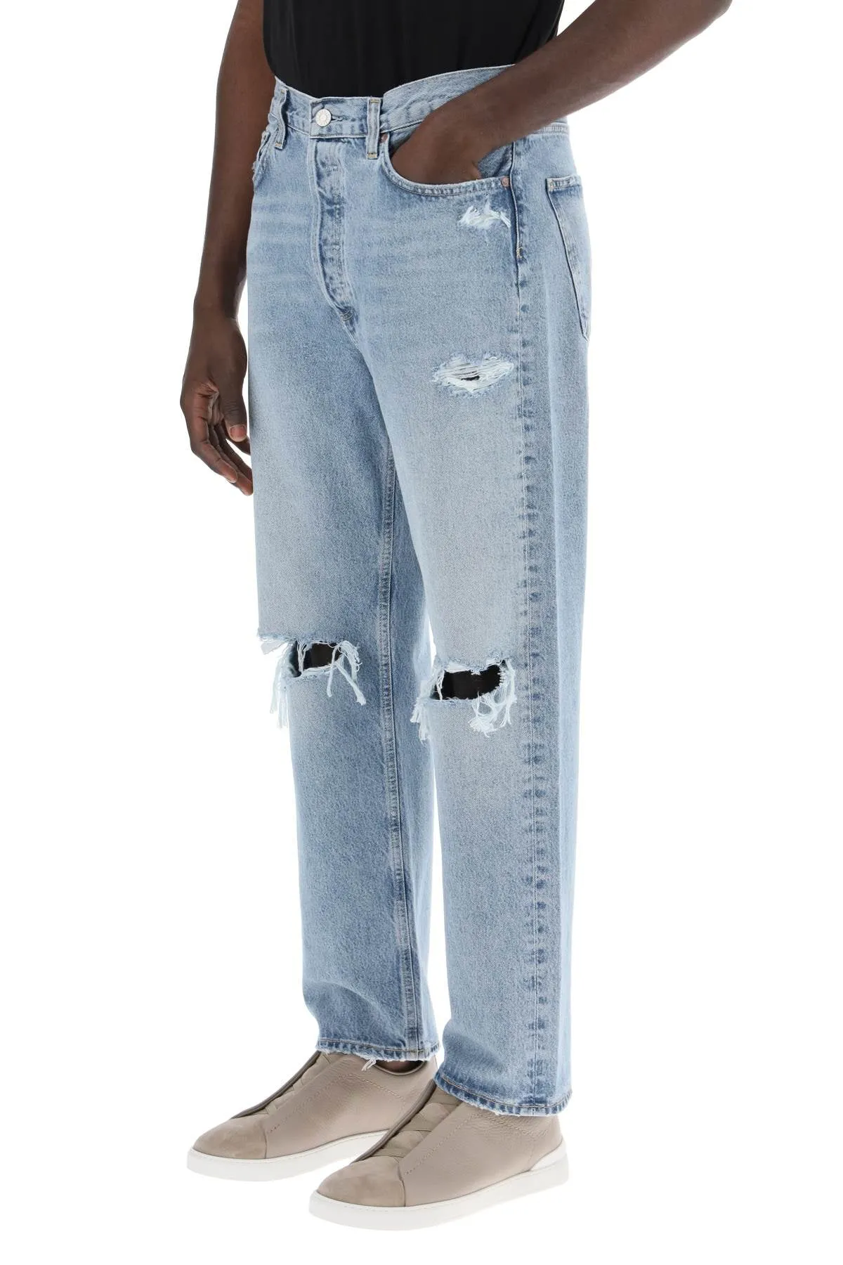 90's destroyed jeans with distressed details