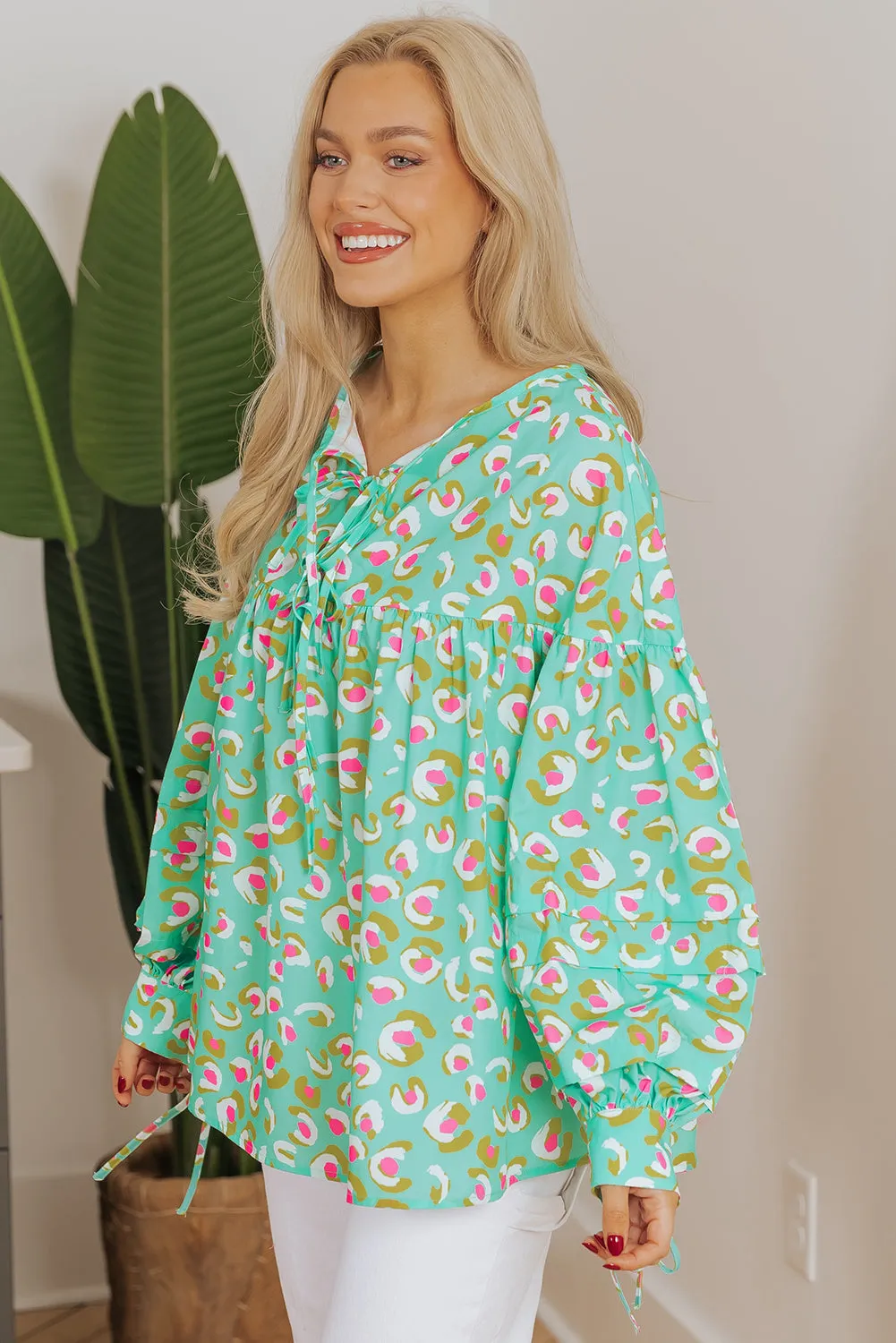 Abstract Lantern Sleeve Babydoll Blouse