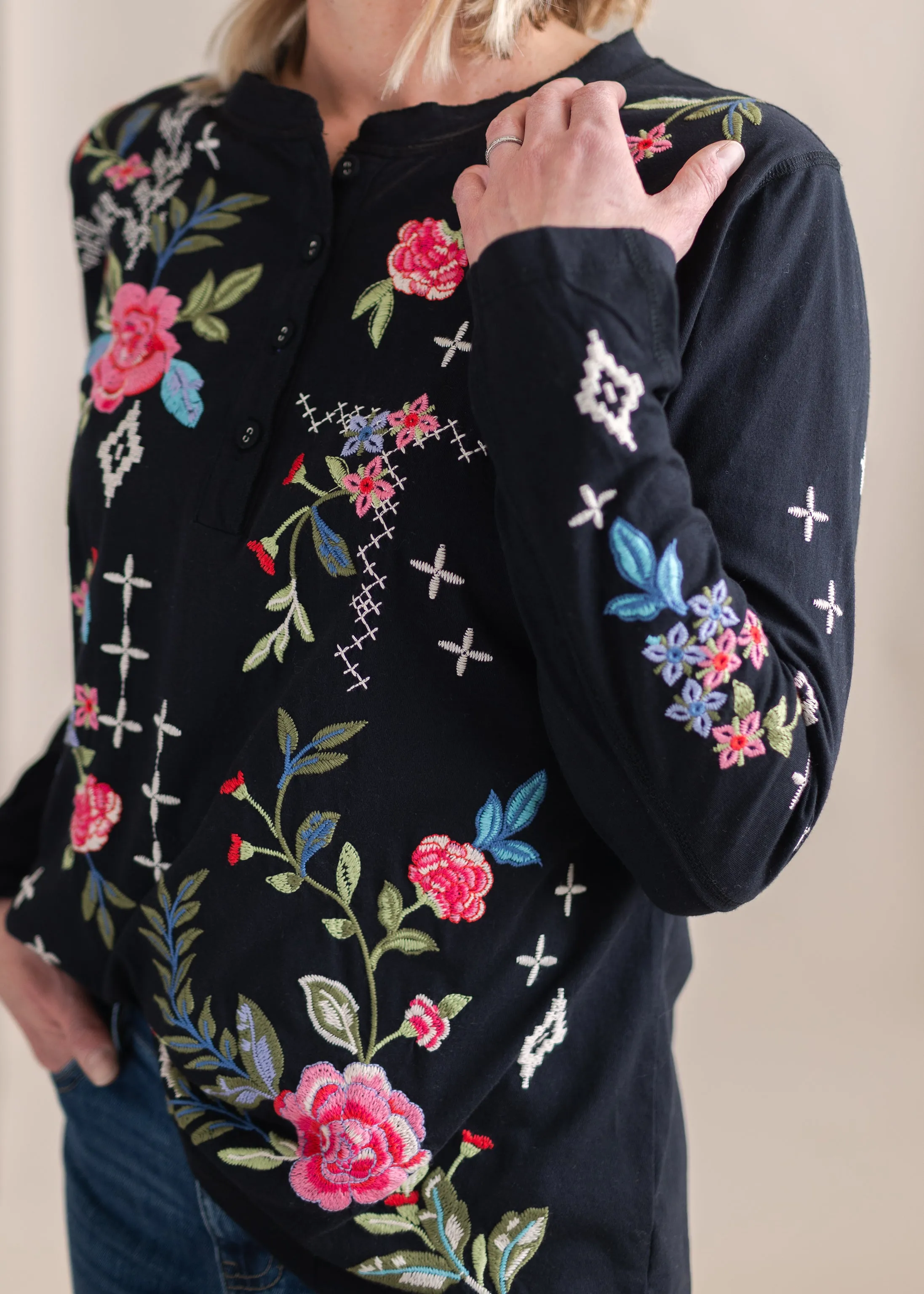 Catia Raw Seam Henley in Black | Johnny Was
