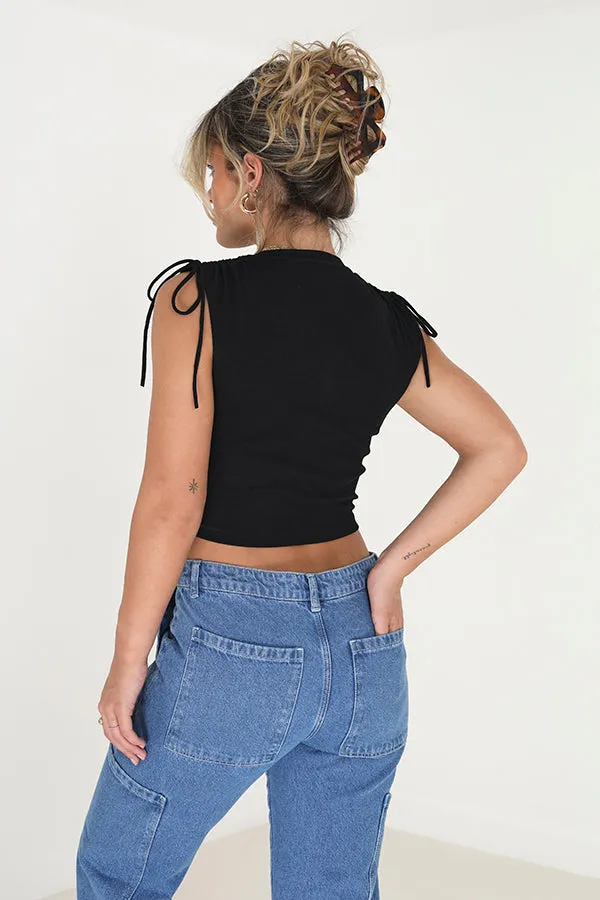CREW NECK SHORT SLEEVE TIE DETAIL CROPPED TOP