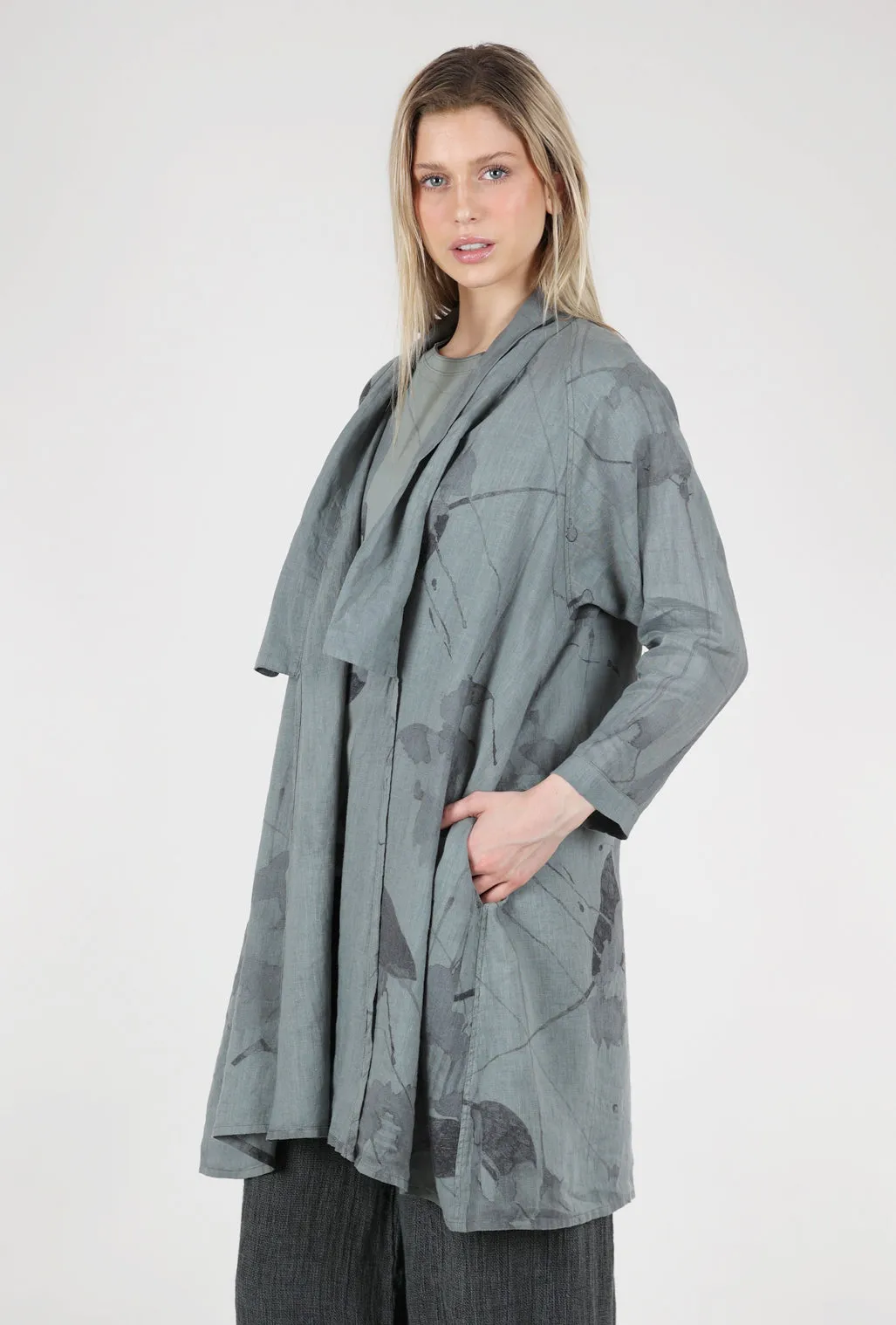 Faded Vines Linen Topper, Silver Sage