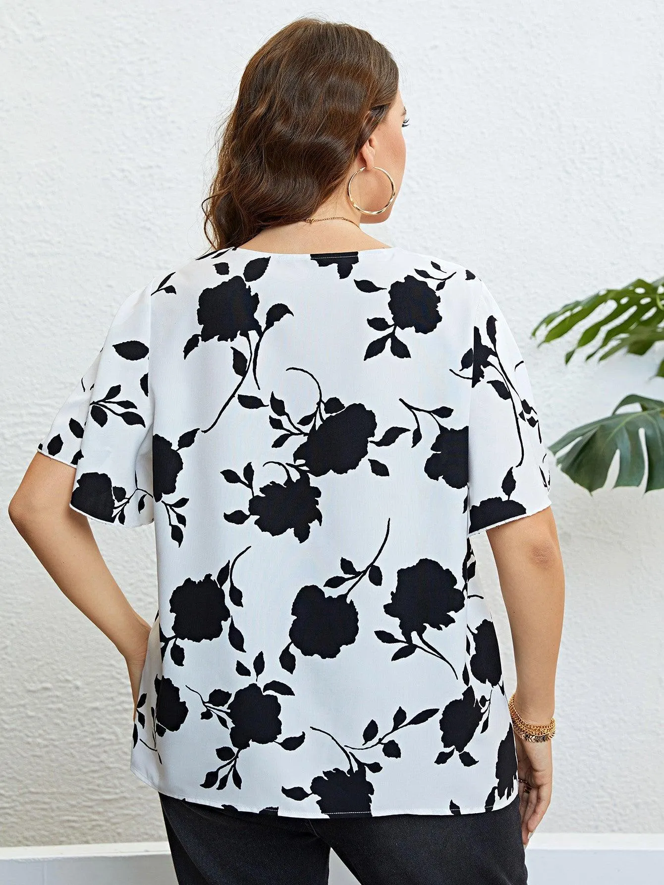 Graceful Flutter Sleeve Plus Size Floral Blouse