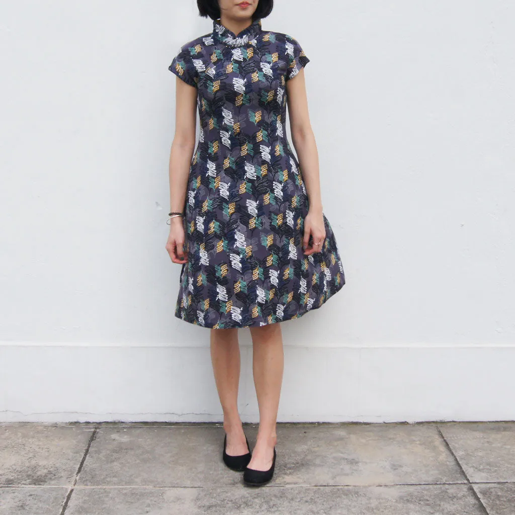 'Grey Multi-Leaves' Printed Qipao Dress
