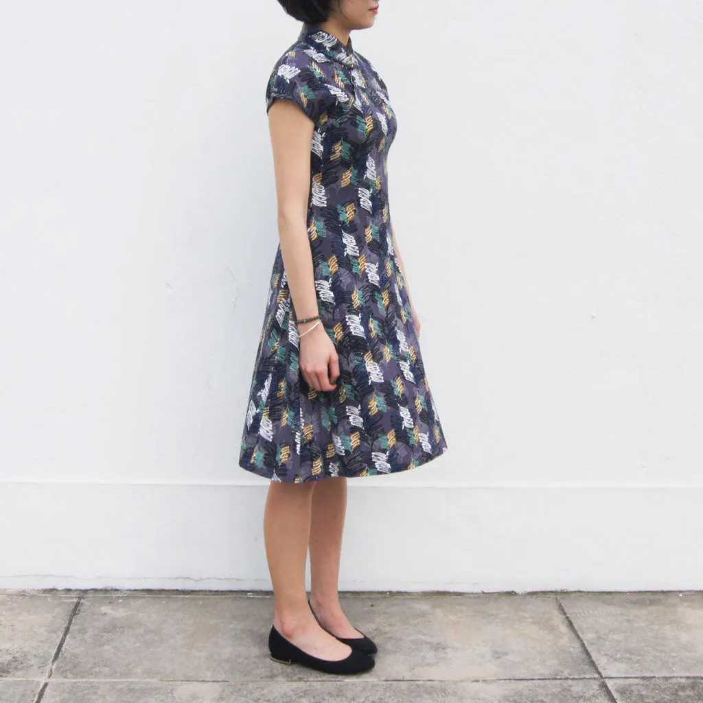 'Grey Multi-Leaves' Printed Qipao Dress