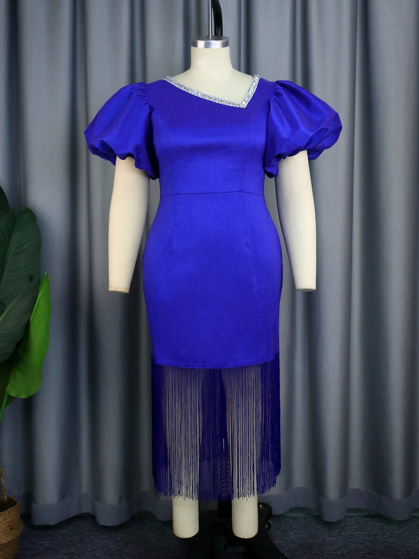 Irregular Lantern Sleeve Fashion Rhinestones and Tassel Details Dress