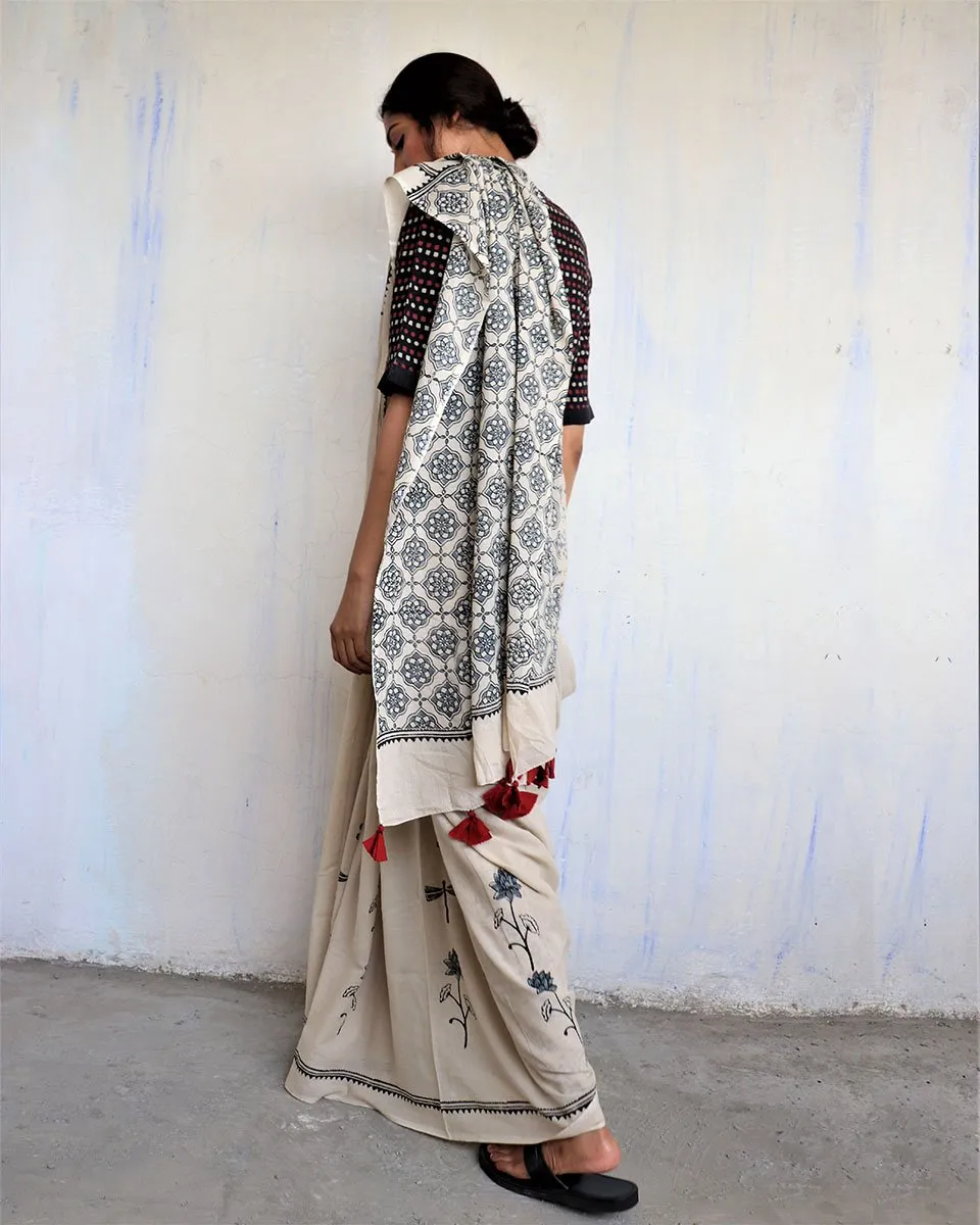 Ivory Black Dragonfly Block Printed Cotton Mul Saree -God