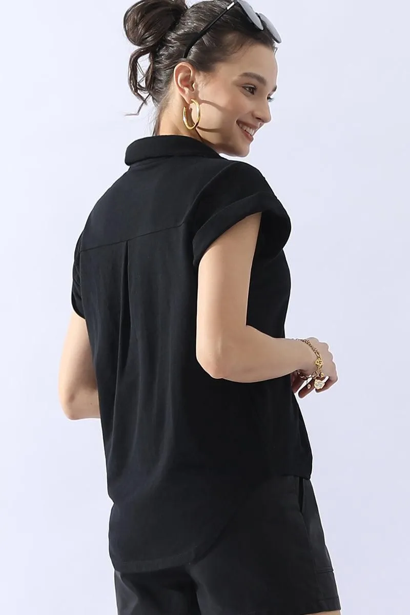 JOHNNY COLLARS BUTTON CLOSER SHORT SLEEVE TOP