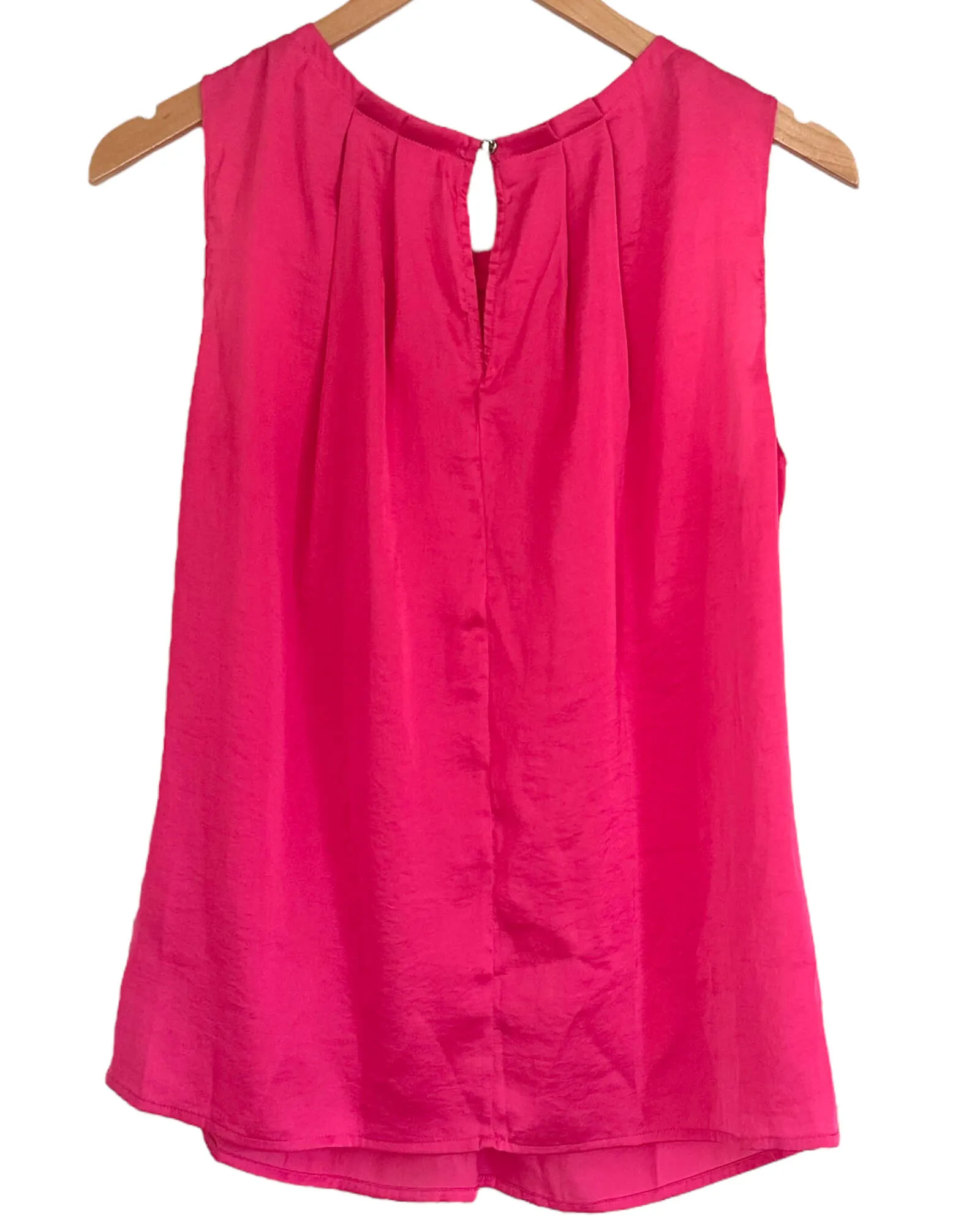 Light Summer Punch Pleated Sleeveless Blouse