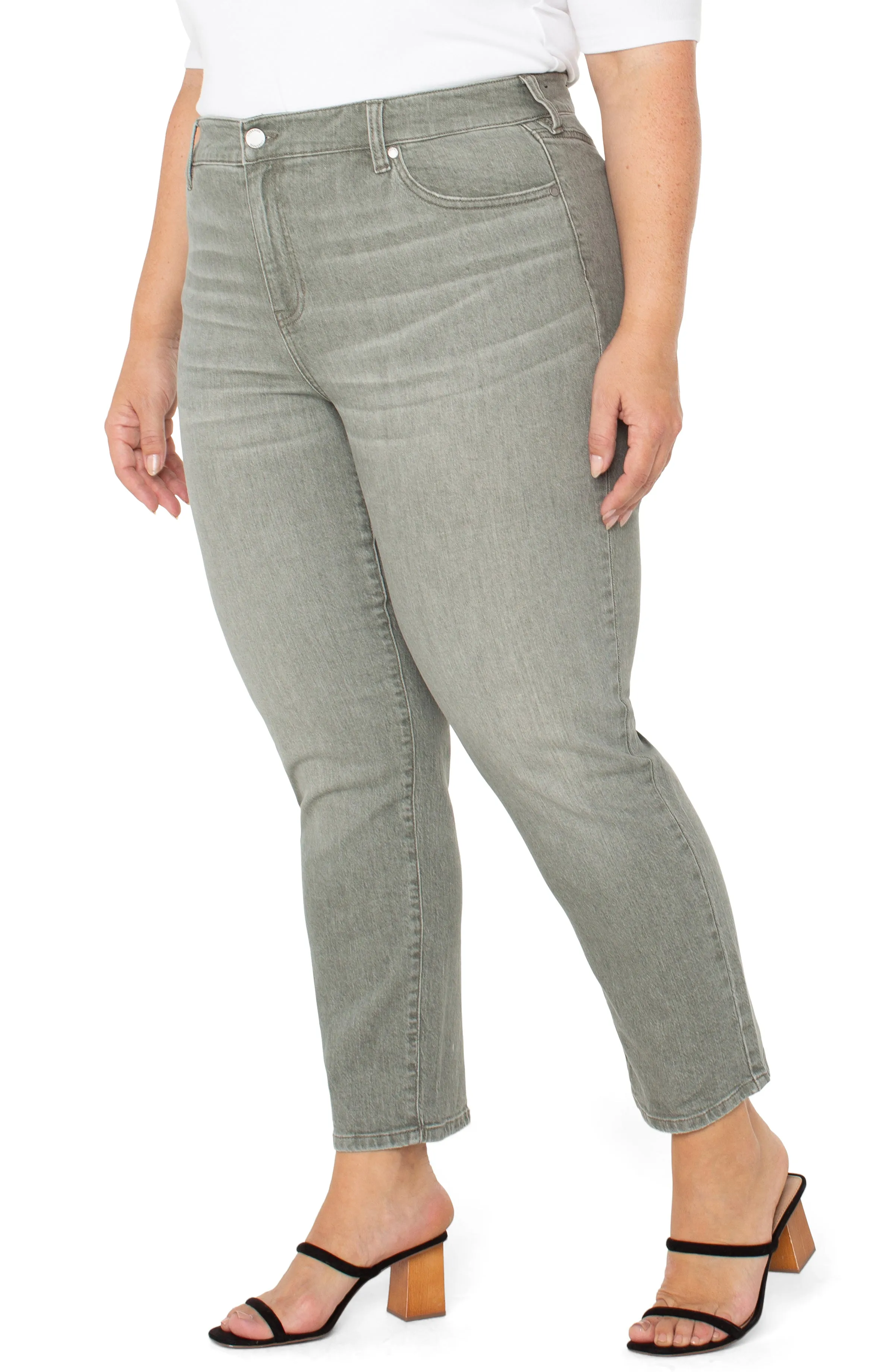 LIV RELAXED SKINNY