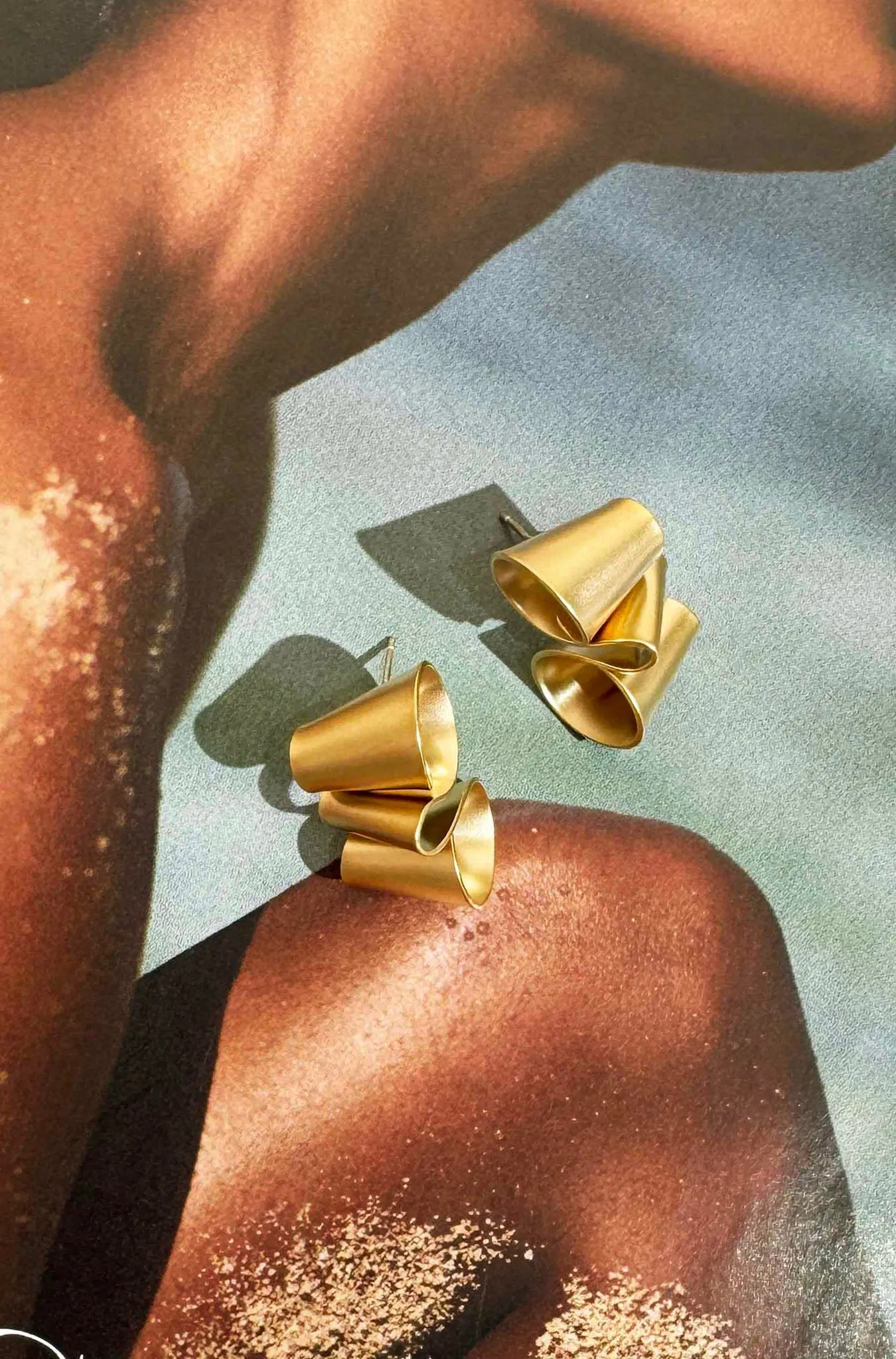 Luna Fold Earrings - Gold