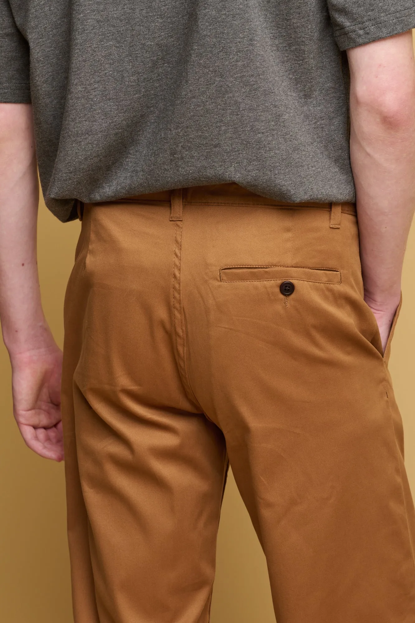 Men's Slim Lightweight Stretch Cotton Twill Chinos - Tobacco