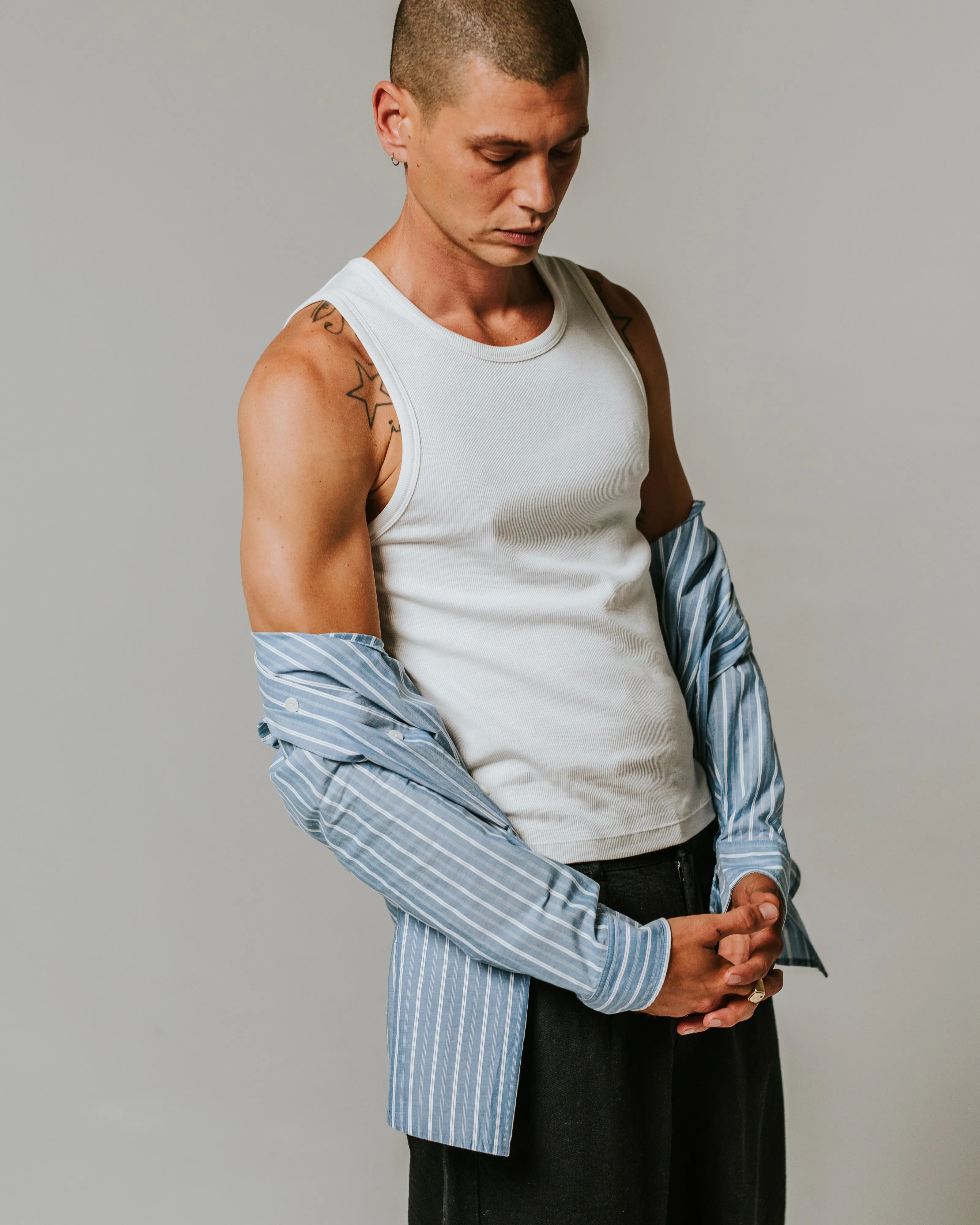 Montague - Ecru Ribbed Organic Cotton Vest