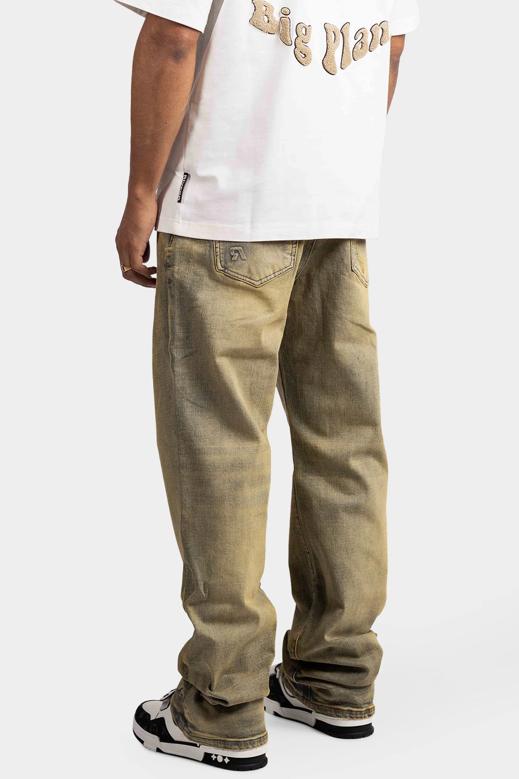 RELAXED EMBOSSED WASHED DENIM JEANS