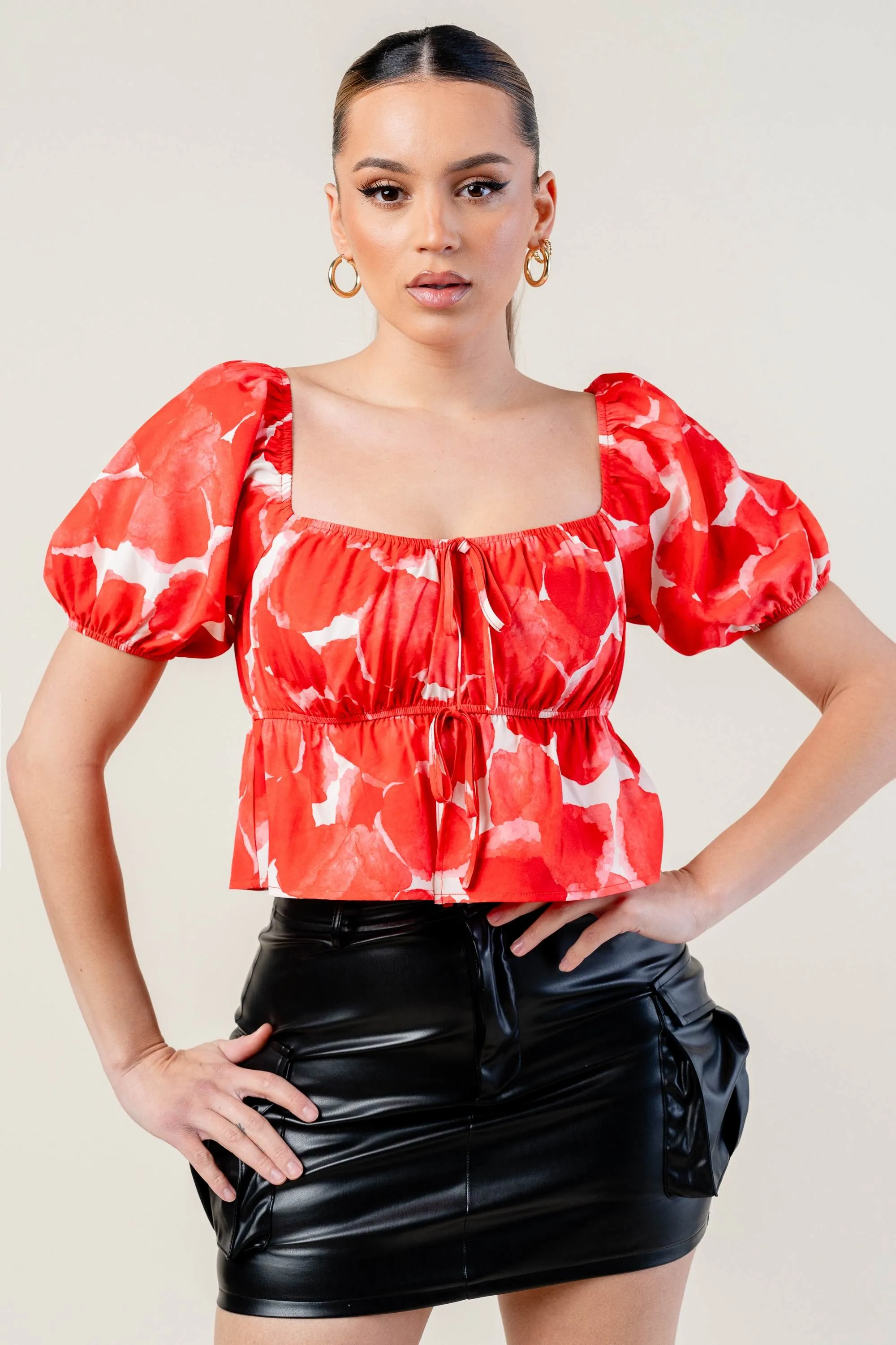 ROMANTIC PETAL BUBBLE SHORT SLEEVES RUFFLED TOP