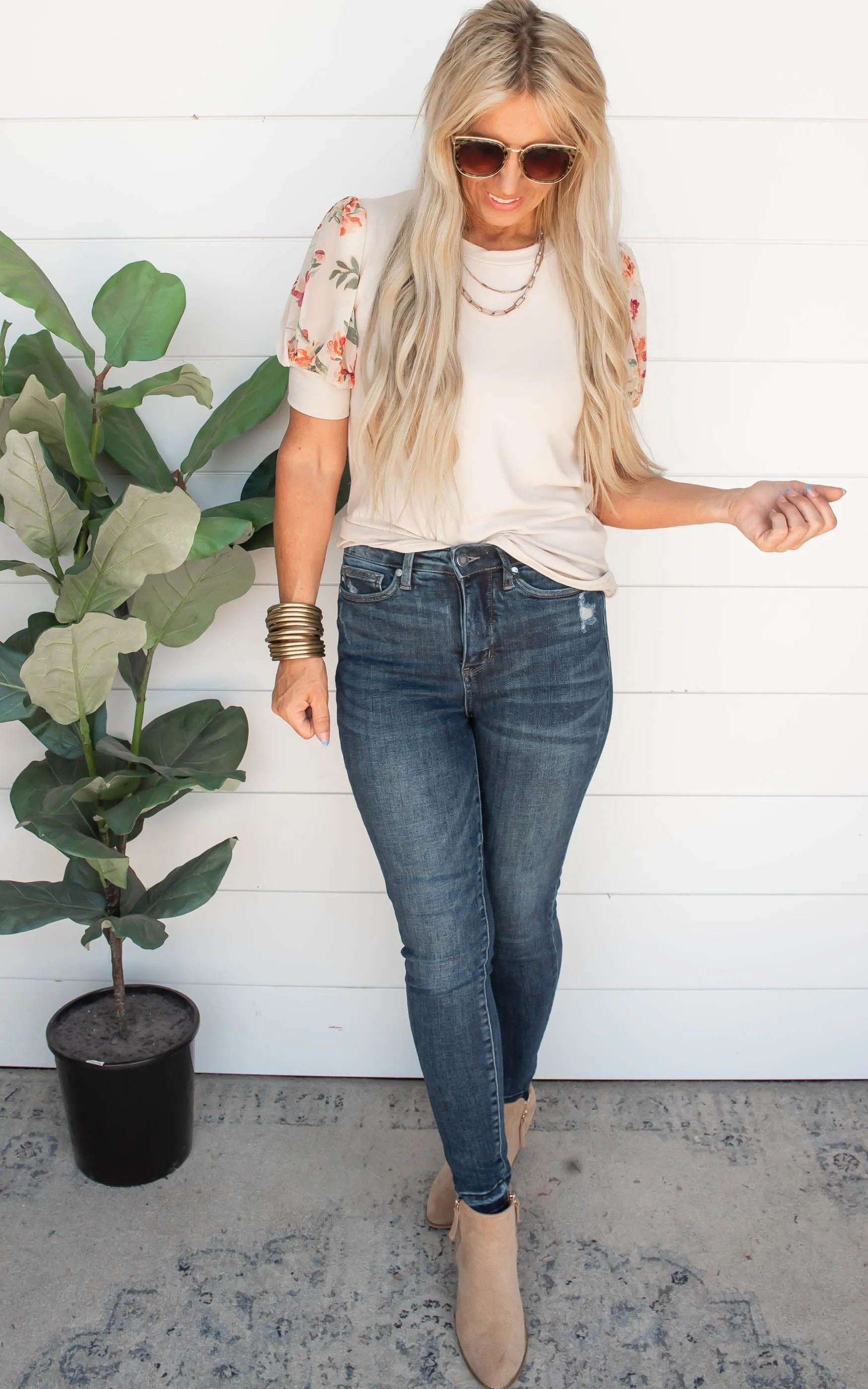 Romantic Seashell Floral Bubble Sleeve Top - Final Sale