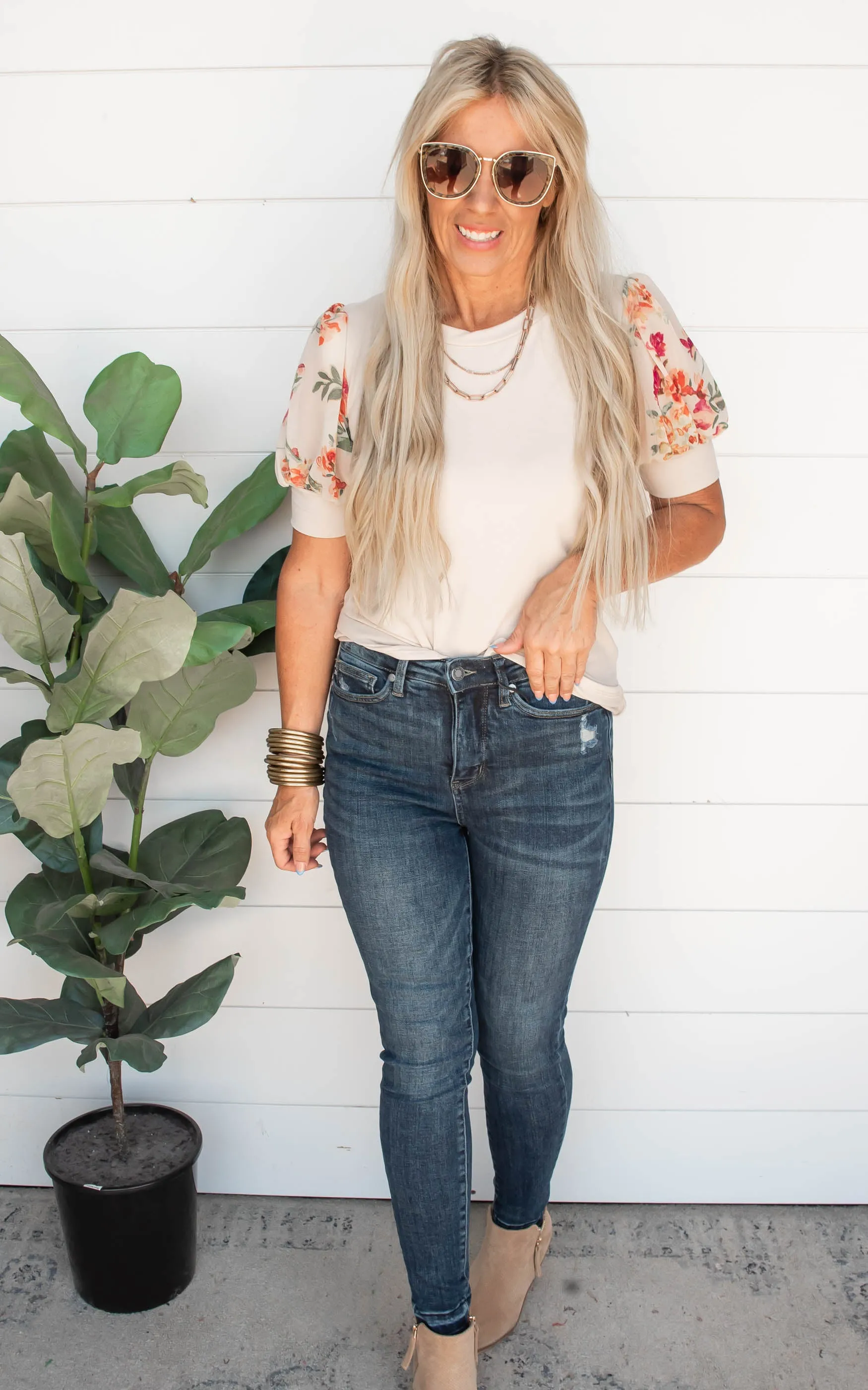 Romantic Seashell Floral Bubble Sleeve Top - Final Sale