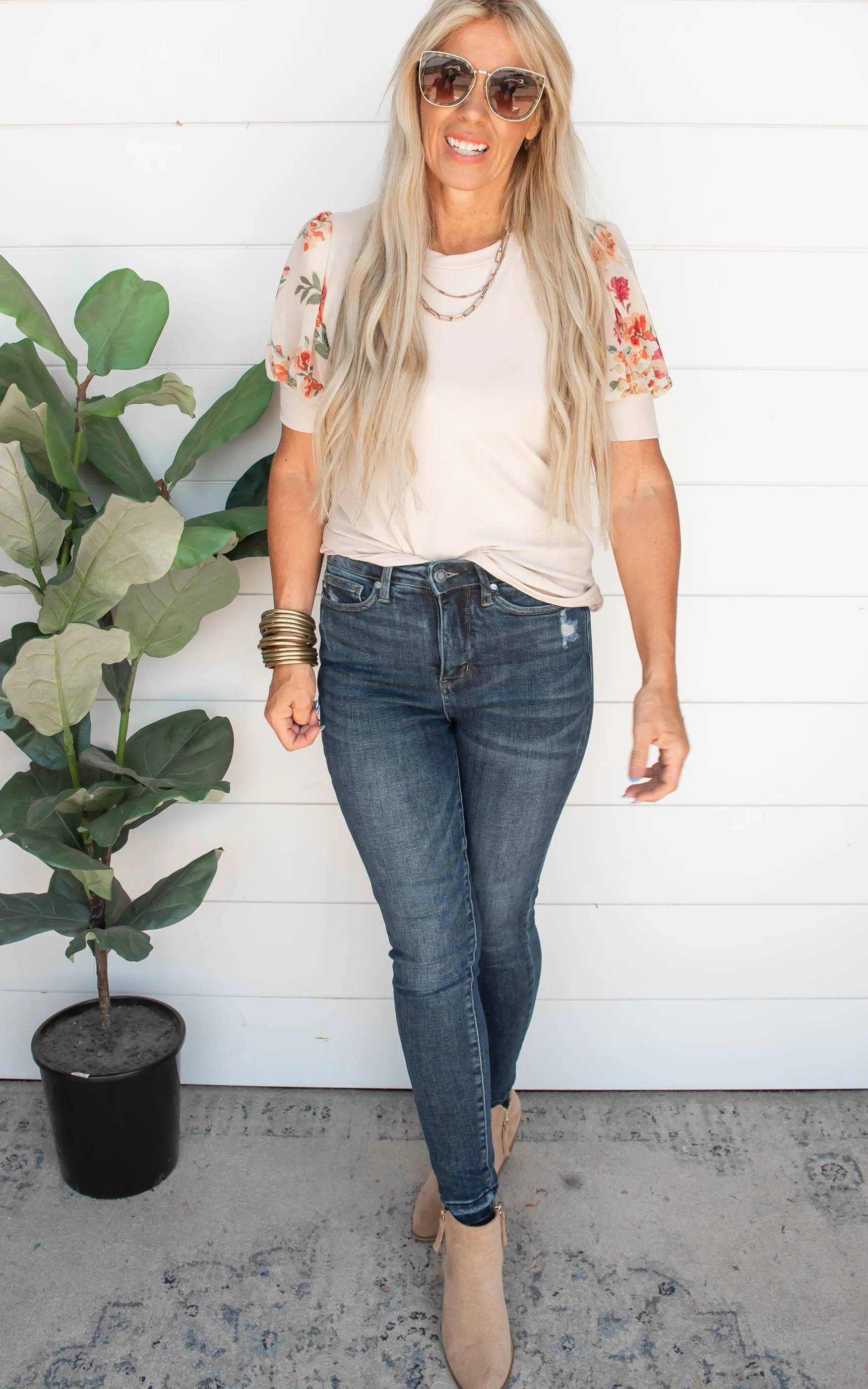 Romantic Seashell Floral Bubble Sleeve Top - Final Sale
