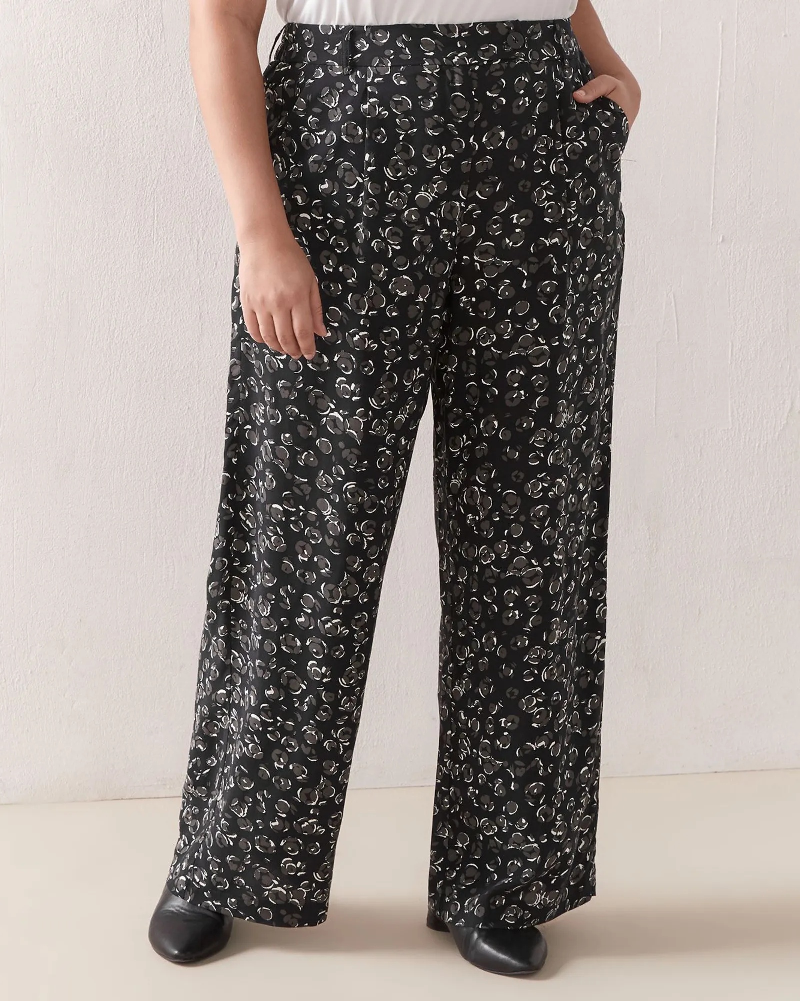 Santa Cruz Printed Wide Leg Pant | Black / White