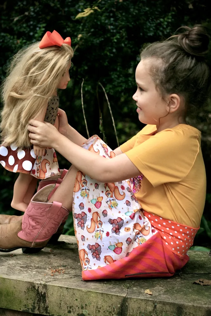 Toucans Doll Skirt